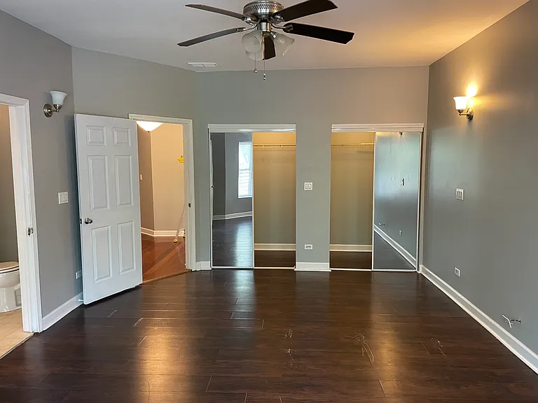 5924 S King Dr #1 — Photo 14