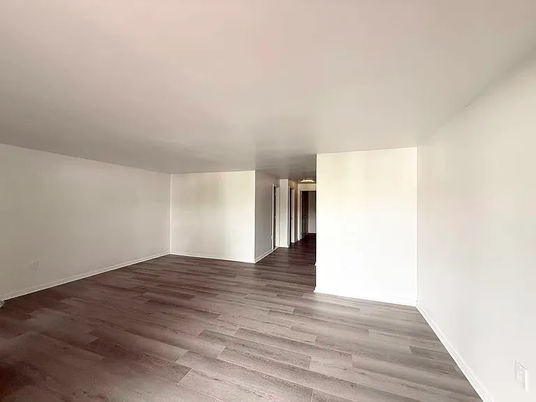 16848 Winston Ln — Photo 16