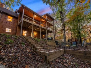 360 Windy Valley Ln, Blue Ridge, GA 30513