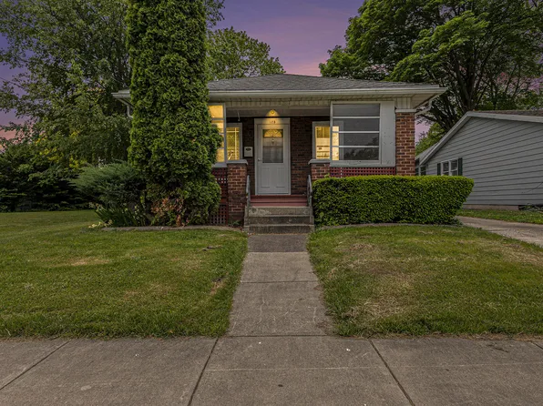 125 Warsaw St, La Porte, IN 46350