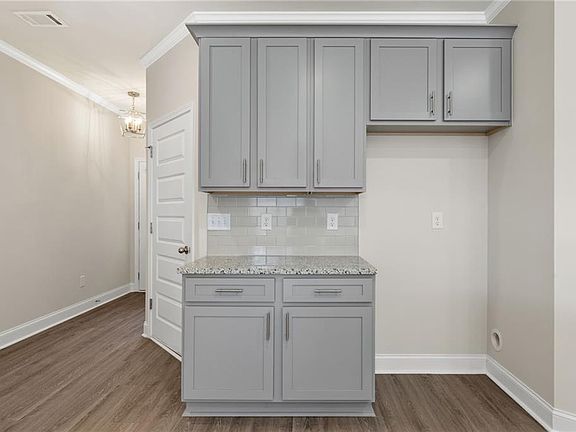 6th image of this home