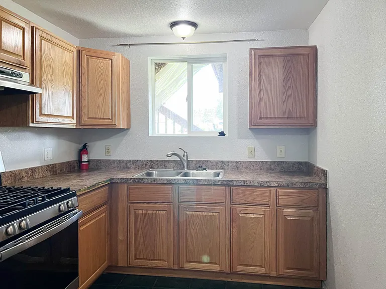 132 N Lane St #B — Photo 6