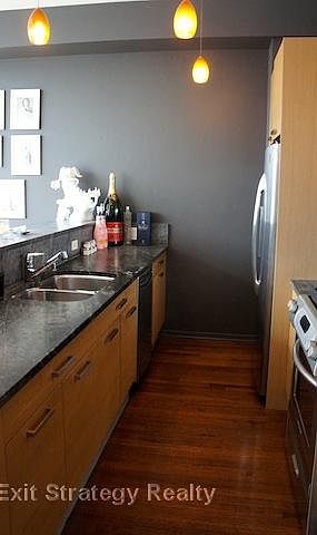 1st image of 500 W Superior St Unit 1603