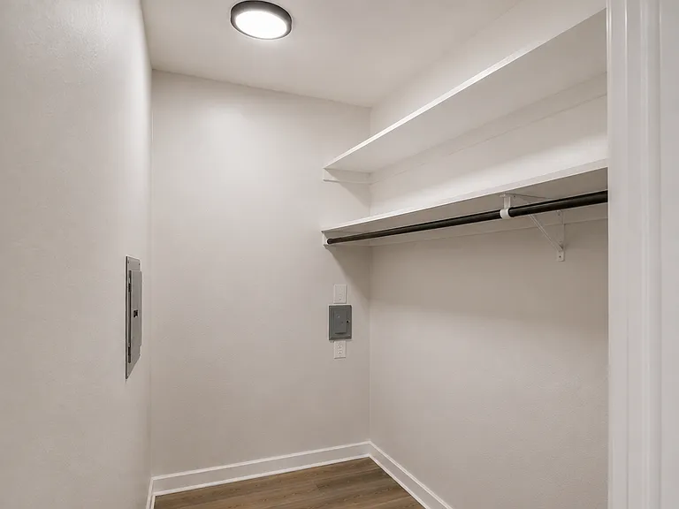 1312 N Adams St #2 — Photo 3