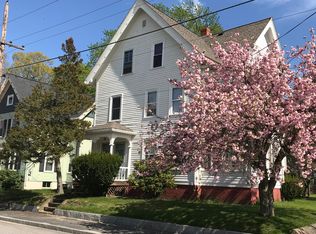128 Arnold St, Lincoln, RI 02865