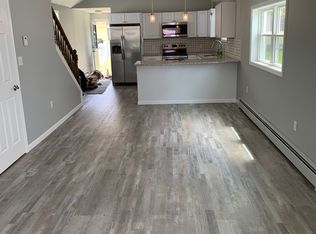 96 Saint Mary St, Plains, PA 18705