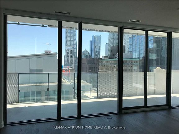 4th image of 25 Richmond St E #2105