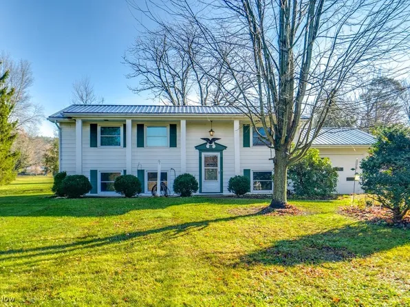 1188 Brenner Rd NE, Carrollton, OH 44615