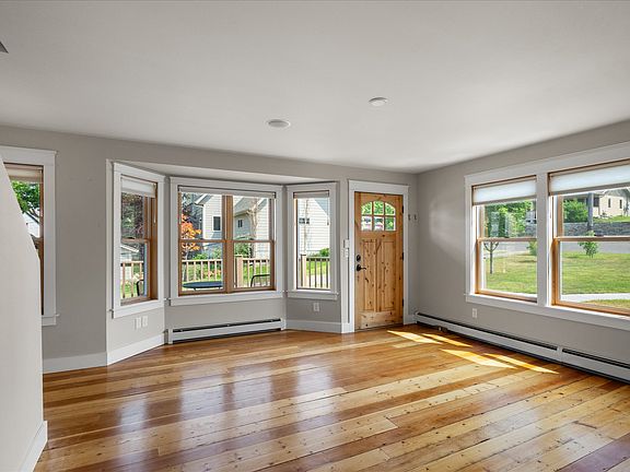 3rd image of 548 3rd St