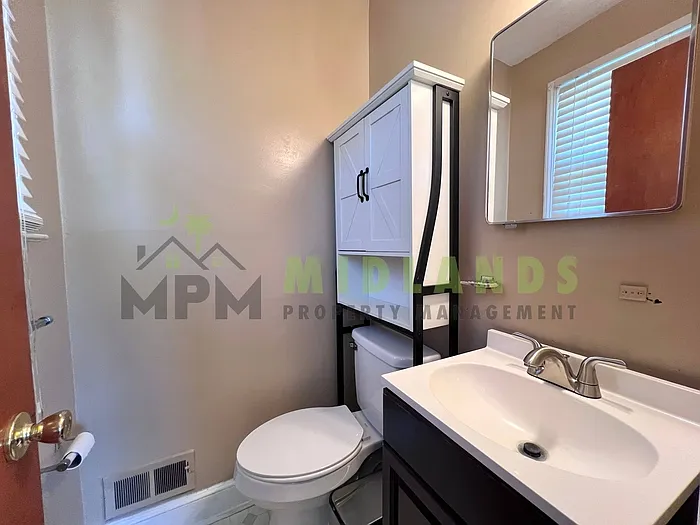 3836 Davies Dr — Photo 43