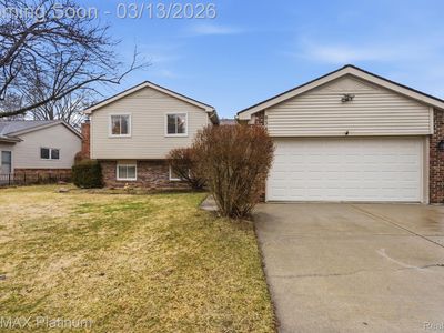 834 Abbey Ln, Milford, MI, 48381