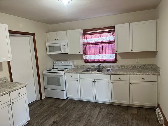 4th image of 315 Mars St