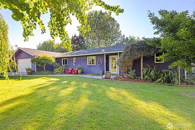 2nd image of 330 Bell Bottom Road