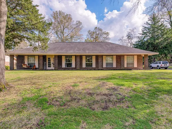 516 Inglewood Dr, Vicksburg, MS 39180
