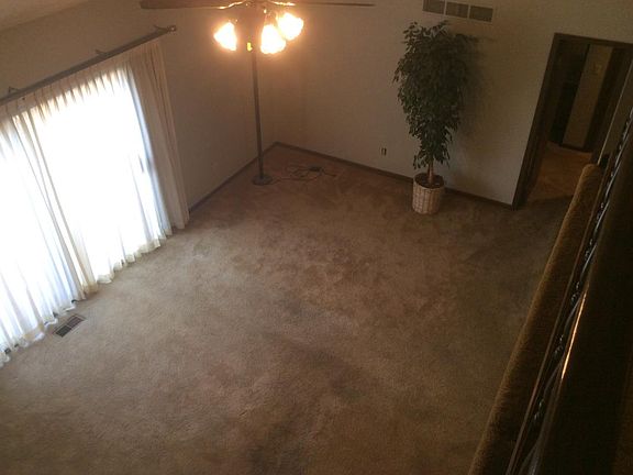 4th image of 10110 W 86th Ter