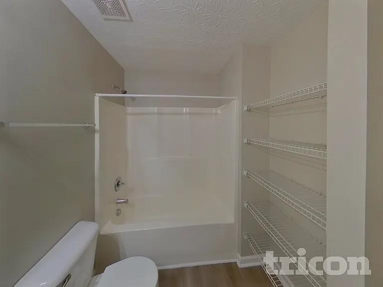 305 Little Creek Rd — Photo 13