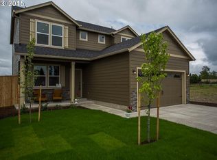 1015 54th St, Springfield, OR 97478