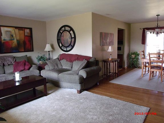 5th image of 2751 W 31st St