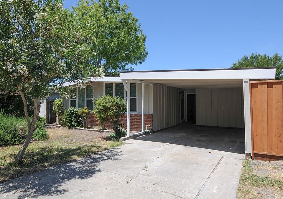 1st image of 965 E Duane Ave