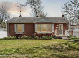 918 Clark Rd, Lansing, MI 48917