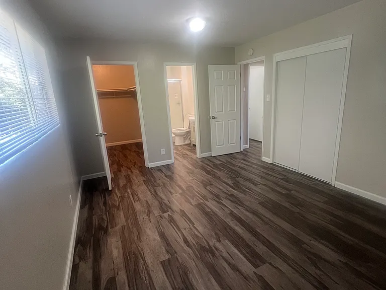 25684 Spring Dr #D — Photo 10