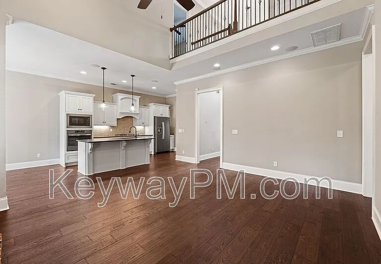 507 Windermere St — Photo 10