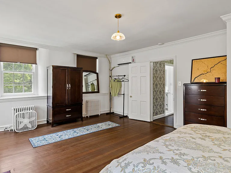 571 N Newtown Street Rd — Photo 37