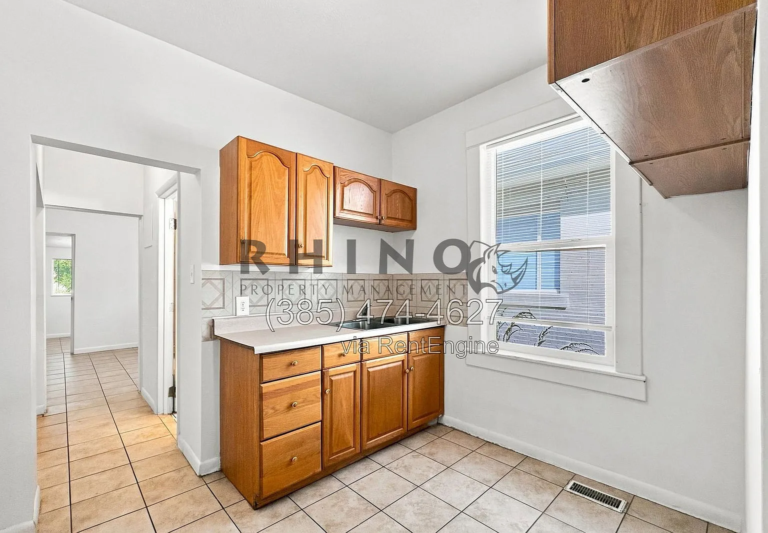 2 bed, 1.0 bath, 700 sqft, $1,015 — Photo 2