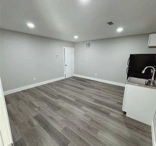 555 Paines Ave NW — Photo 10