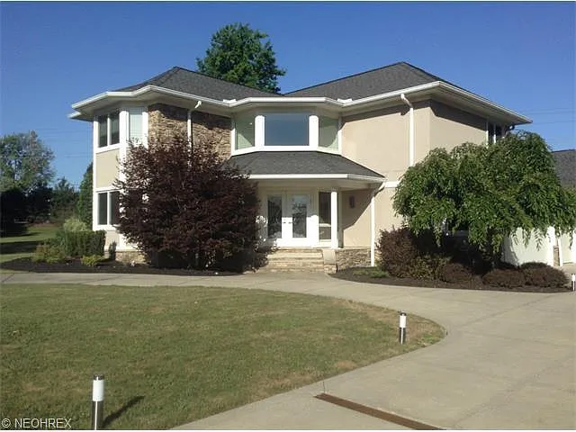 25771 Hurlingham Rd photo 1