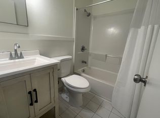 405 W Laurel Ave, Foley, AL 36535