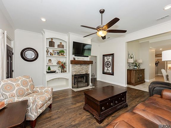 4th image of 27546 Tall Oaks Dr