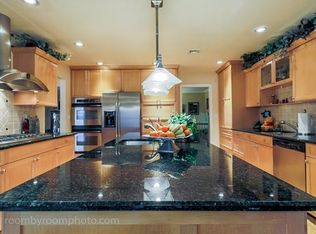 7 Amsterdam Ave, Monsey, NY 10952