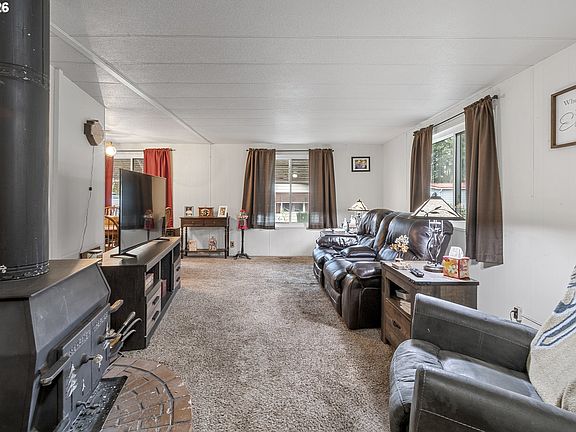 4th image of 17655 Bluff Rd Unit 65