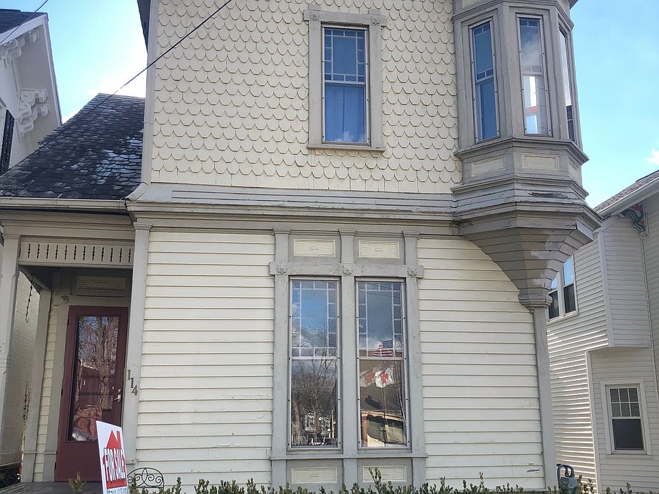 1st image of 114 W Mulberry St