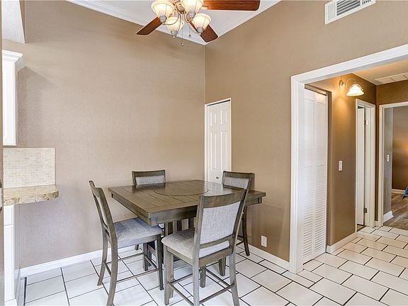 4th image of 71 Gaviota #168