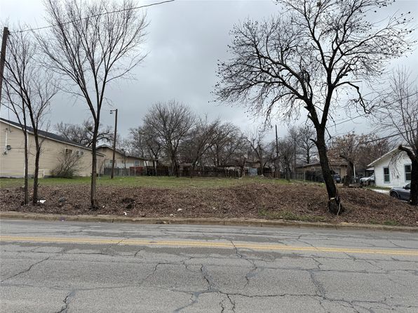 2612 Bishop St, Fort Worth, TX 76105
