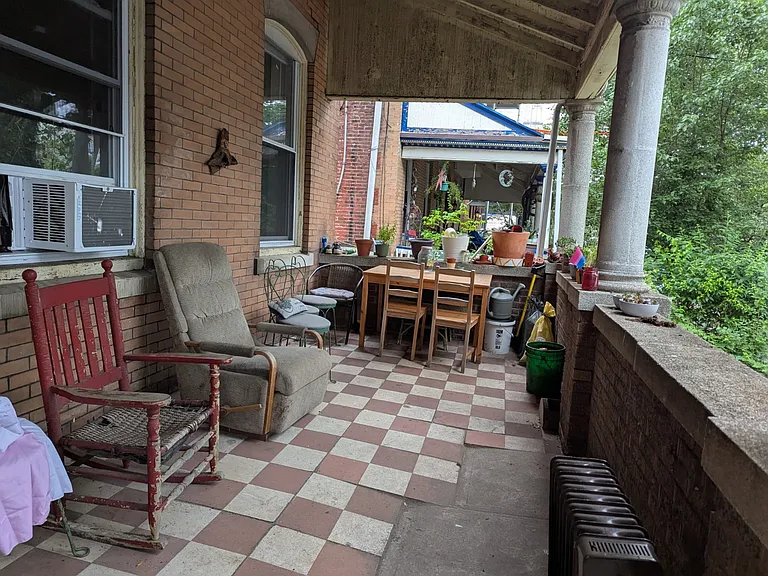 907 S 47th St #3R — Photo 3