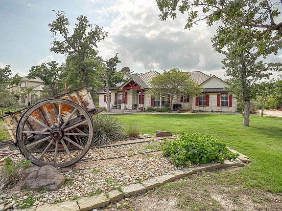 4th image of 203 Wagon Way
