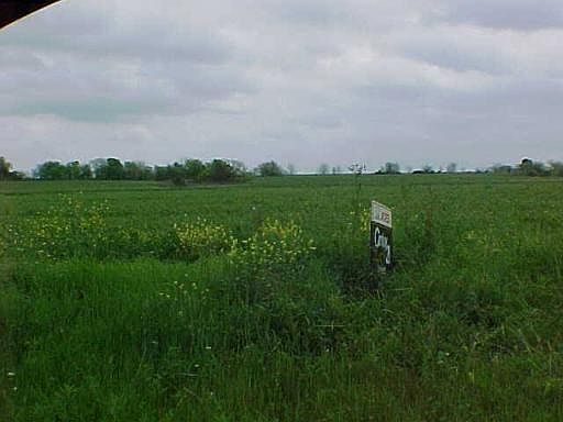2nd image of TRACT FM 20
