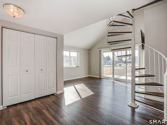 5th image of 3 Avon Dale Road #3