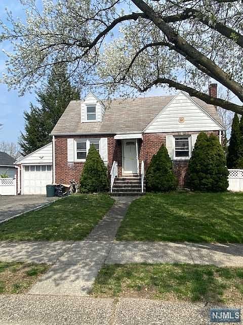 1st image of 289 Berkshire Ave
