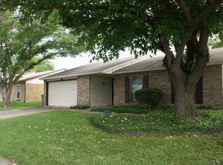 4217 Mary Jane Ln, Garland, TX 75043