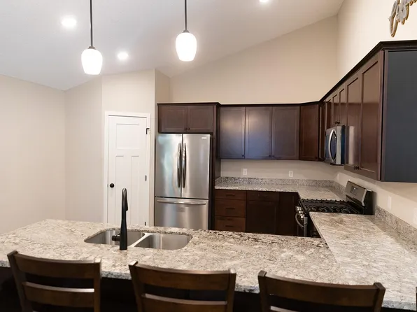 39209 Grand Ave, North Branch, MN 55056