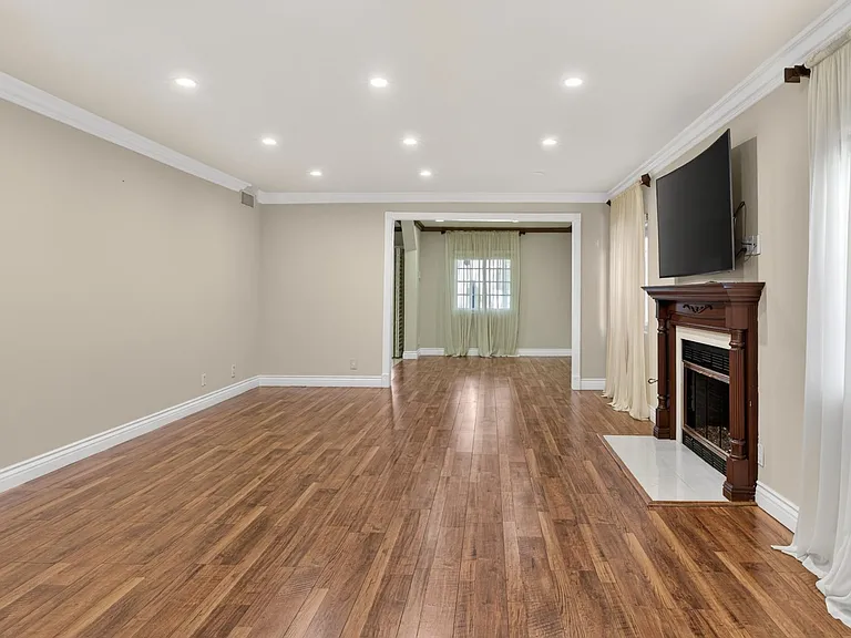 10154 Mount Gleason Ave — Photo 4