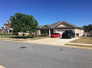 203 Saint Augustine Dr, Bonaire, GA 31005