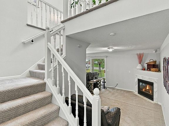 3rd image of 8827 Norway St NW