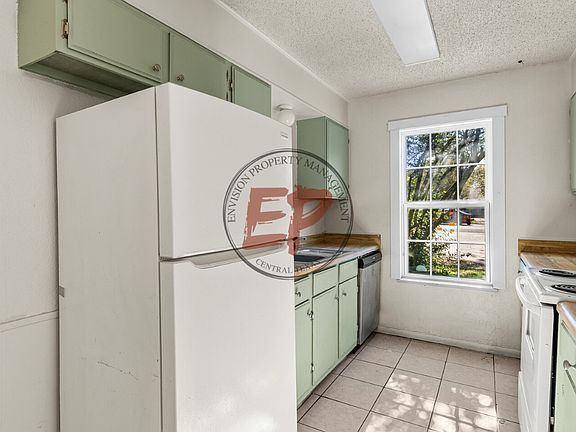 4th image of 3627 Colcord Ave