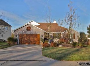 414 Riverside Dr, Waterloo, NE 68069