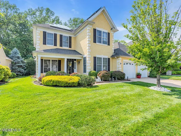 19 Carleton Drive, Freehold, NJ 07728